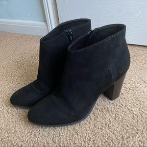 Old Navy Black Ankle Booties Size 8.5